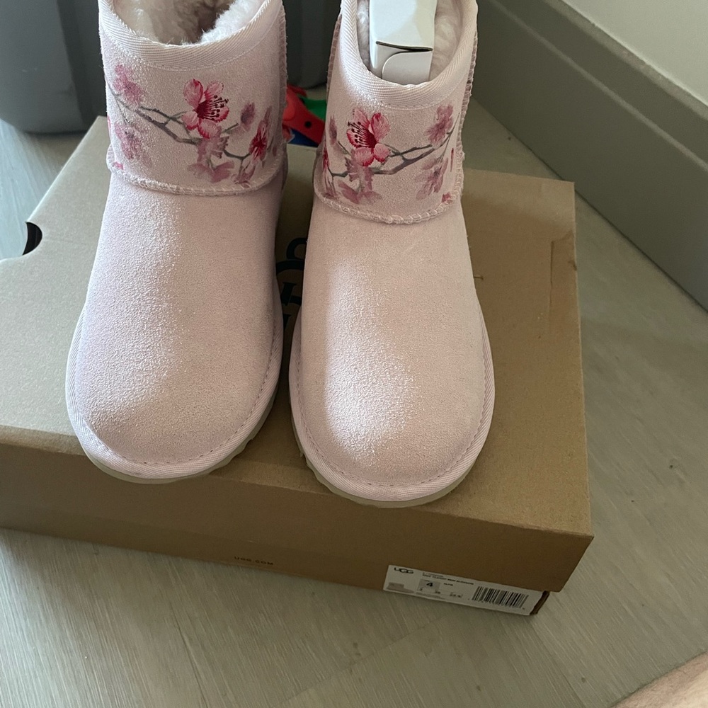 Uggs